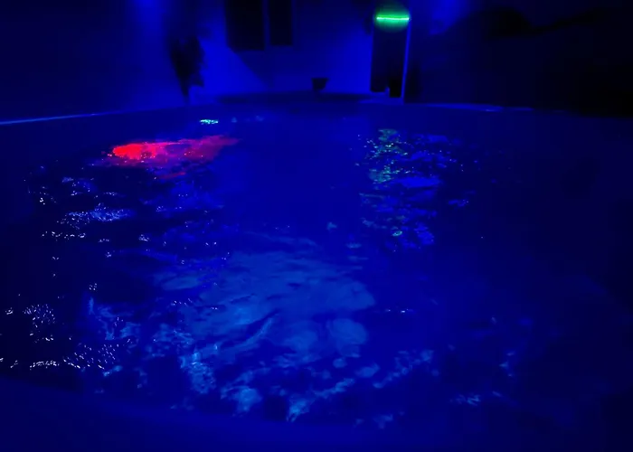 Apartament Wodny Raj Basen Sauna Jacuzzi Daire Rzeszow